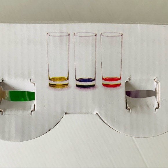 Set of 6 high water fruit juice glasses with 6 different colored bottoms NWT - Picture 5 of 9